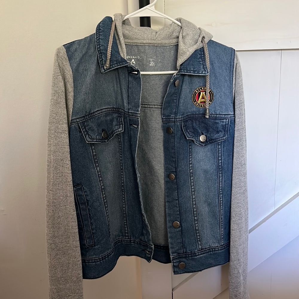 Atlanta United FC Antigua Women's Swag Denim Bomber Hoodie Jacket